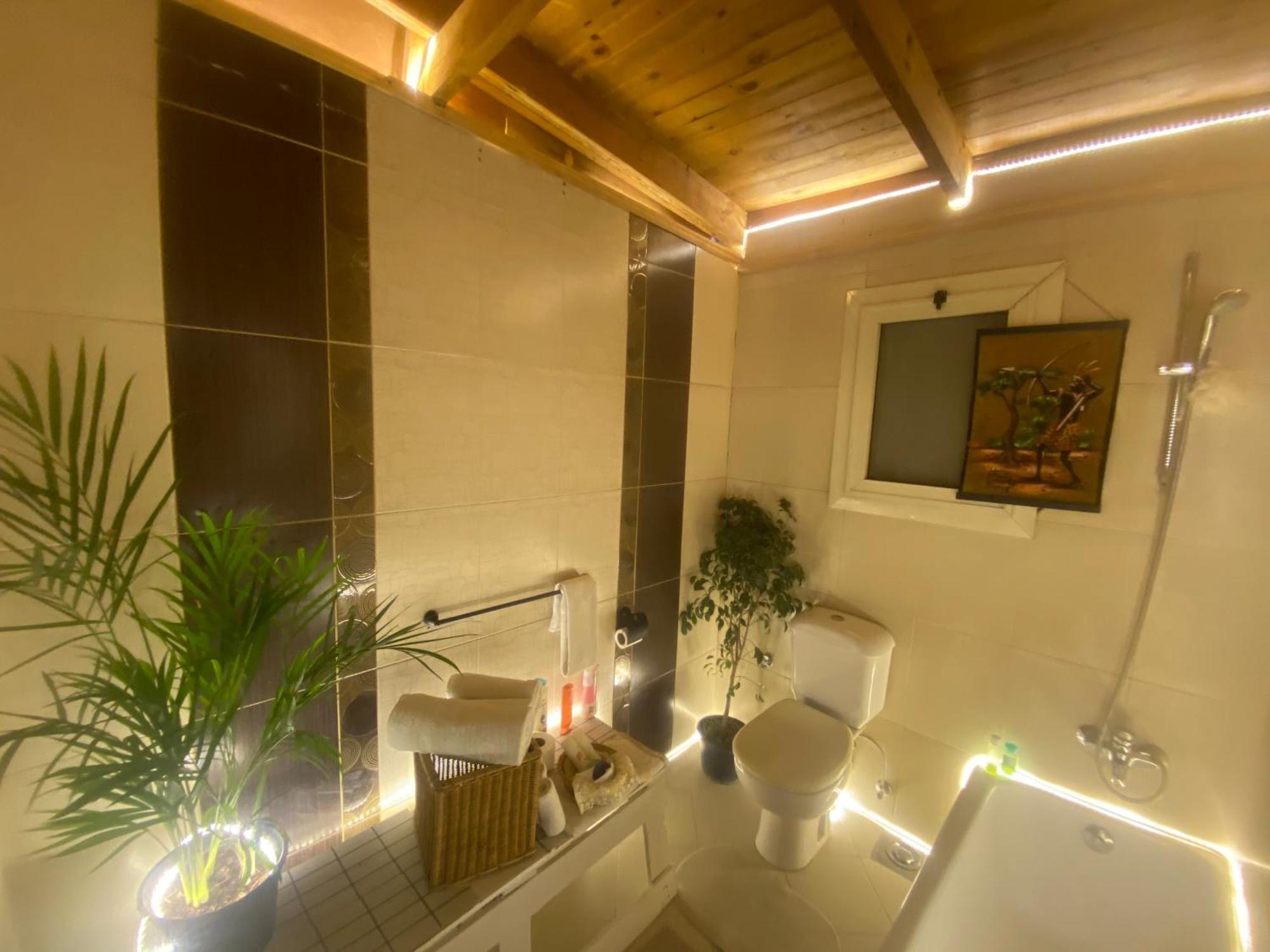 Airport Rooftop Club Luxurious Rooms And Studios القاهرة المظهر الخارجي الصورة